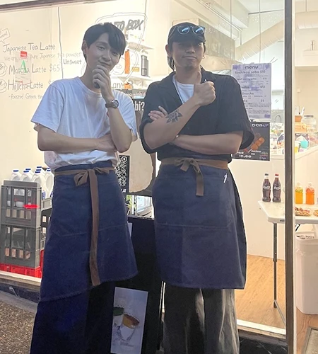 カフェで｢Rapid barista training｣を受けて、バリスタとして勤務。