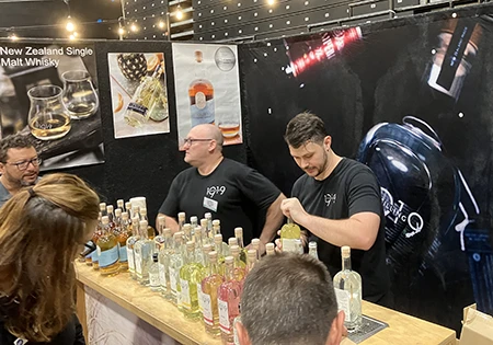ウイスキー
1919 Distilling