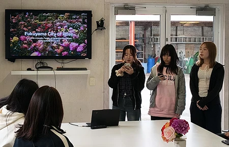 福山市の象徴である「バラ」をテーマに現地団体と交流